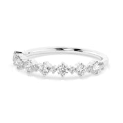 Verspielter Ring aus 585 Weißgold mit 15 Diamanten 0,50 ct