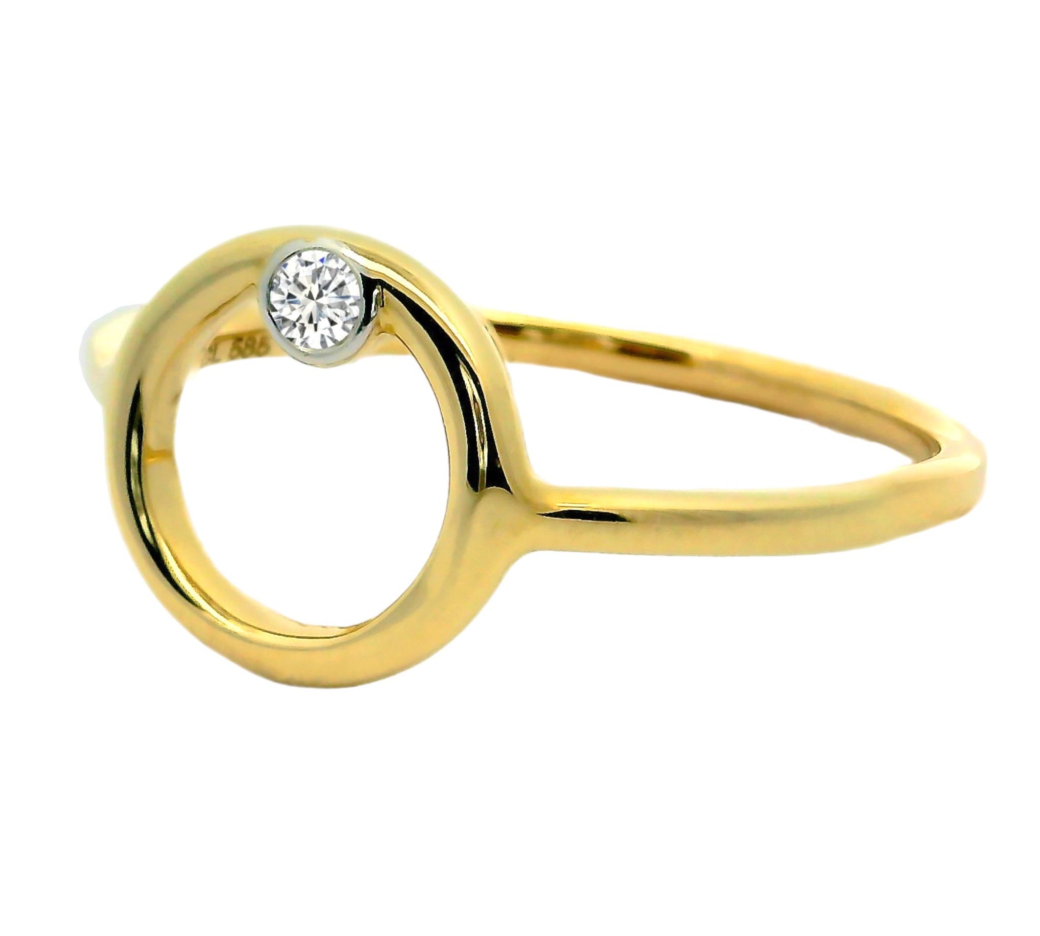 ring-kreis-585-gelbgold-diamant-0-03-ct-schraegansicht.jpg